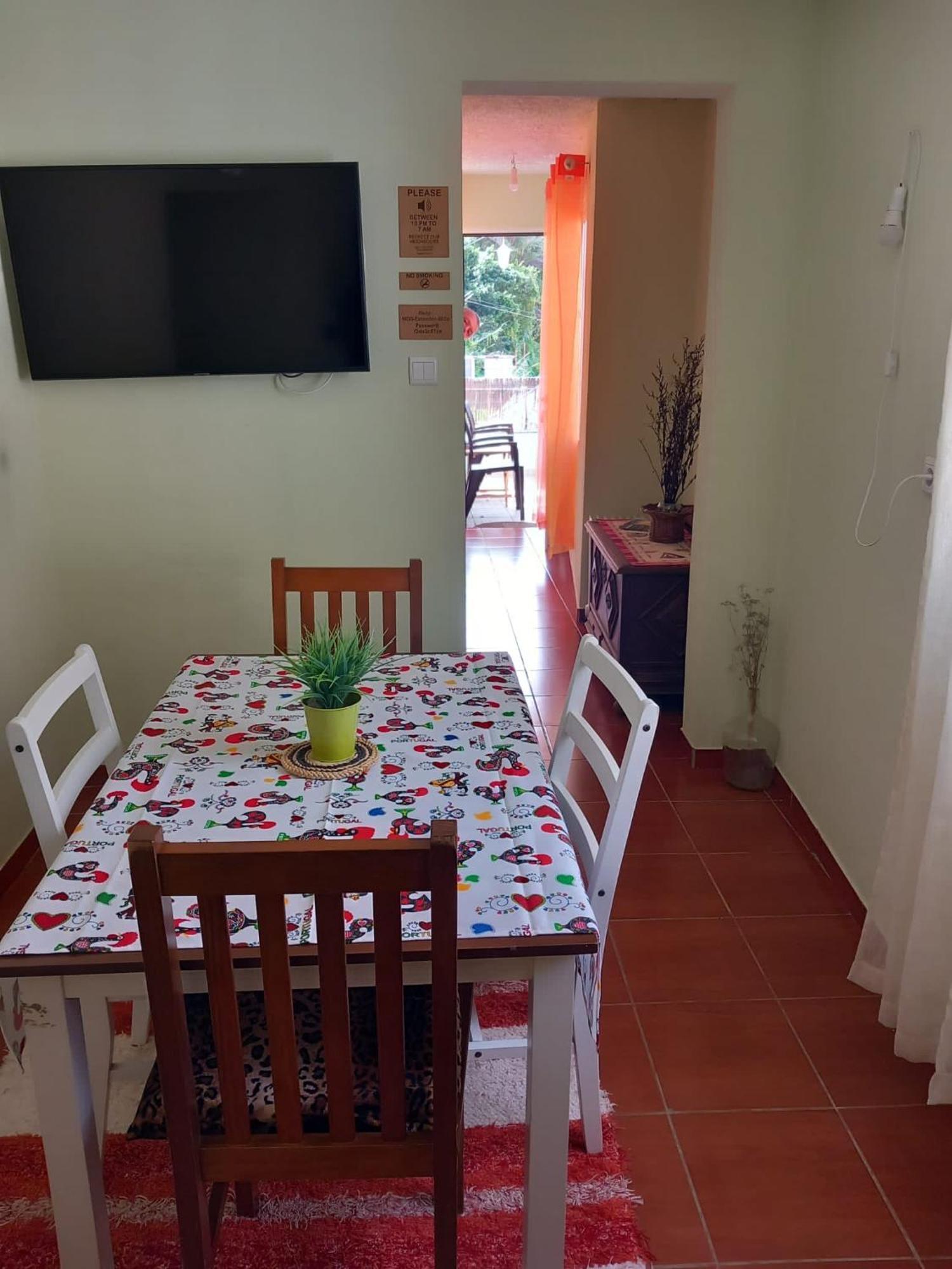 2 Bed Room Apartment , Sea View, 10 Minutes Walk To The Beach Рібейра-Брава Екстер'єр фото