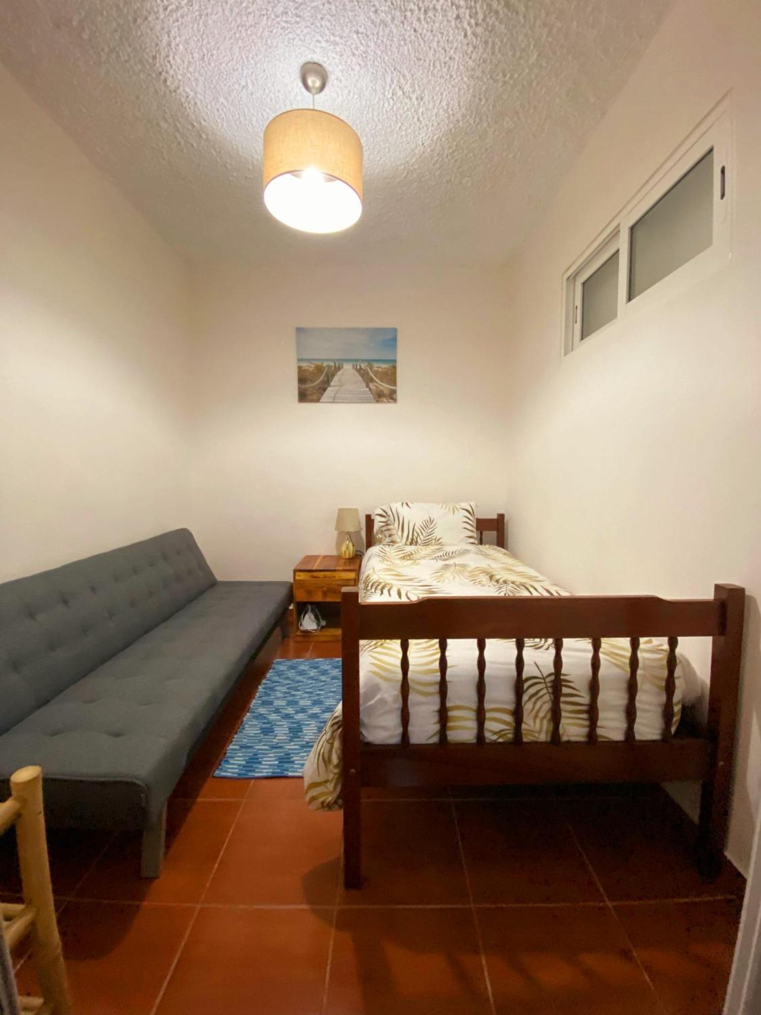 2 Bed Room Apartment , Sea View, 10 Minutes Walk To The Beach Рібейра-Брава Екстер'єр фото